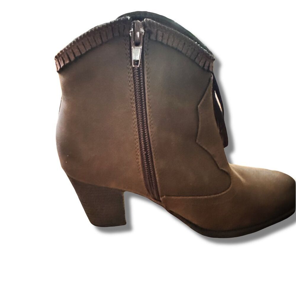 Pierre Dumas Women's Brown Fringe Block Heel Ankle Boots Western Size 6 - Picture 6 of 9
